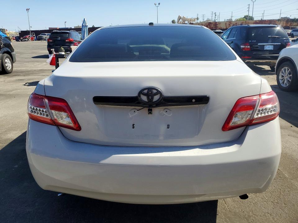 2010 Toyota Camry მანქანა იყიდება აუქციონზე, vin: 4T4BF3EK2AR062806, აუქციონის ნომერი: 48546896