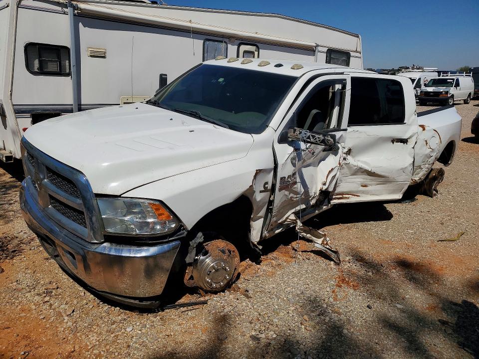 48467316 :رقم المزاد ، 3C63RRGL0EG275367 vin ، 2014 Ram 3500 مزاد بيع
