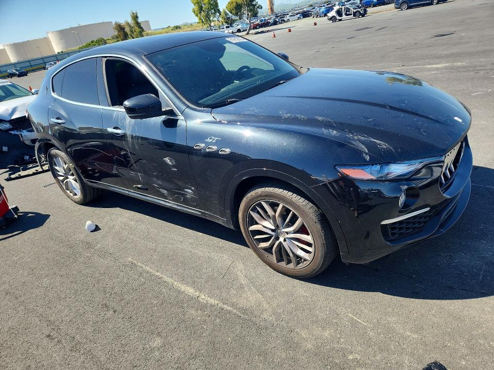 Продажа на аукционе авто 2022 Maserati Levante, vin: ZN661XUA9NX389043, номер лота: 51612806