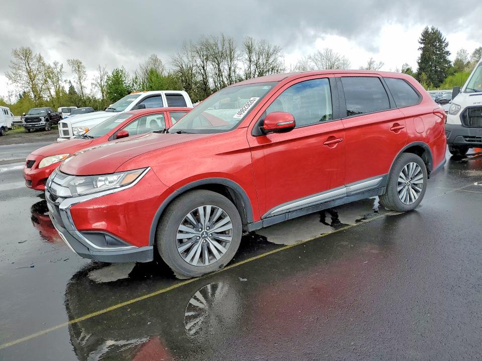 49823826 :رقم المزاد ، JA4AZ3A38KZ050447 vin ، 2019 Mitsubishi Outlander مزاد بيع