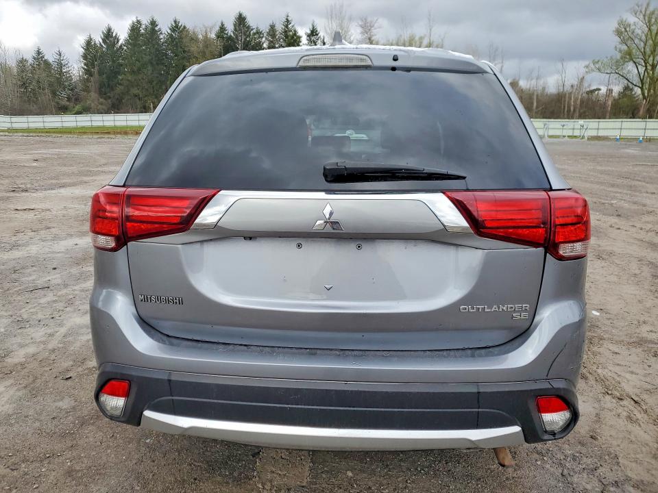 2017 Mitsubishi Outlander მანქანა იყიდება აუქციონზე, vin: JA4AZ3A3XHZ027342, აუქციონის ნომერი: 51770666
