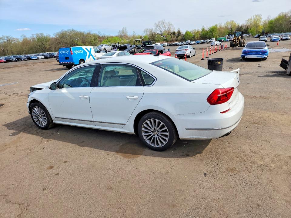 2016 Volkswagen Passat მანქანა იყიდება აუქციონზე, vin: 1VWBT7A31GC005618, აუქციონის ნომერი: 51001516