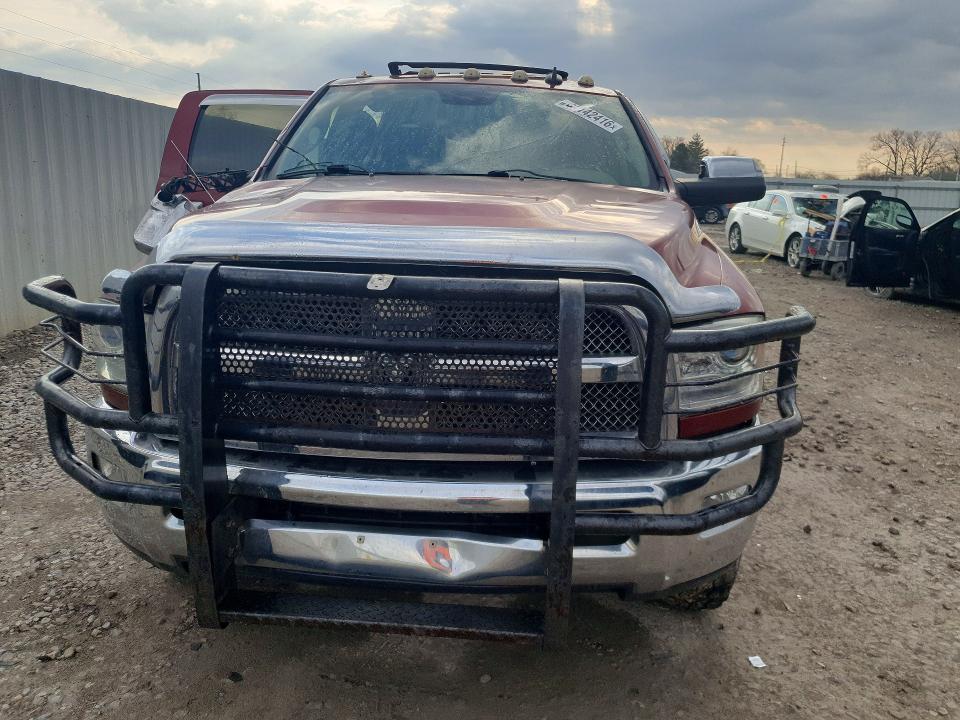 47142416 :رقم المزاد ، 3C6UR5GL1DG552071 vin ، 2013 Ram 2500 مزاد بيع