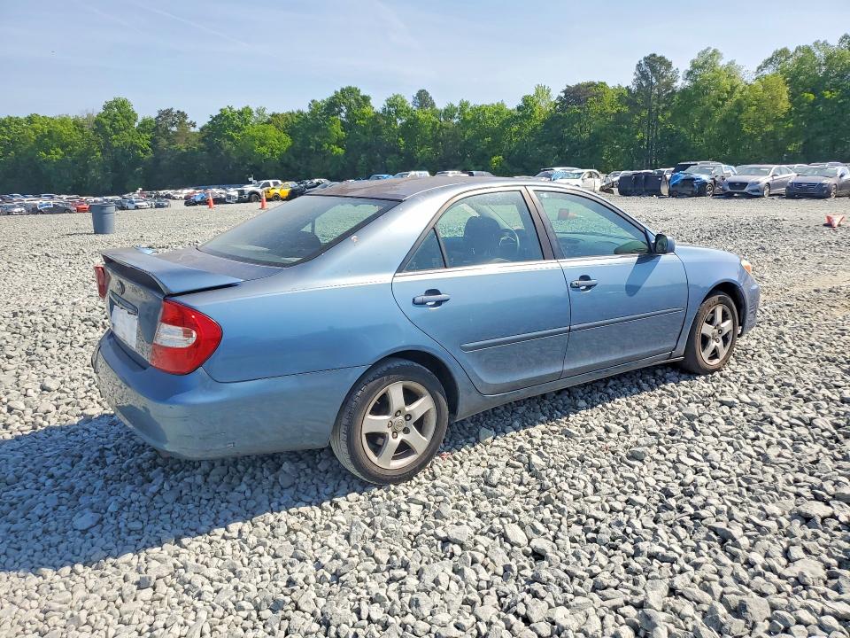 51128936 :رقم المزاد ، 4T1BF32K62U534490 vin ، 2002 Toyota Camry مزاد بيع