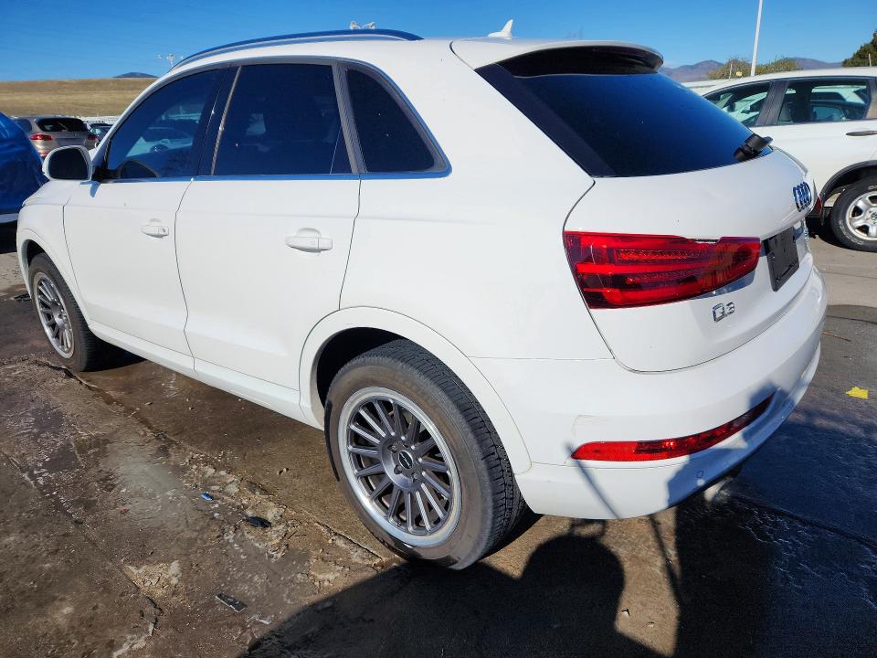 48760966 :رقم المزاد ، WA1EFCFS8FR013429 vin ، 2015 Audi Q3 مزاد بيع