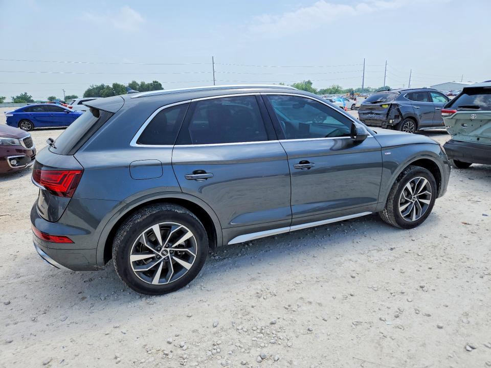 51076616 :رقم المزاد ، WA1EAAFY6N2016313 vin ، 2022 Audi Q5 مزاد بيع