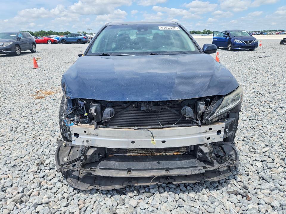 2019 Toyota Camry მანქანა იყიდება აუქციონზე, vin: 4T1B11HK7KU806488, აუქციონის ნომერი: 51812296