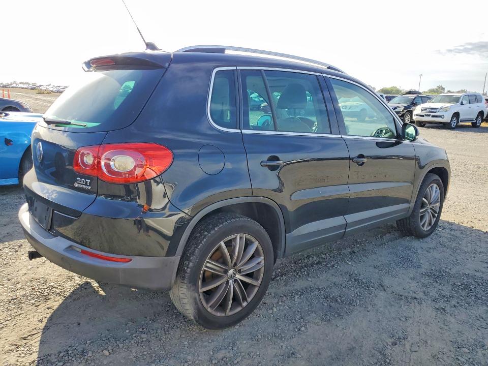 Aukcja sprzedaży 2010 Volkswagen Tiguan, vin: WVGBV7AX8AW001079, numer aukcji: 51206166