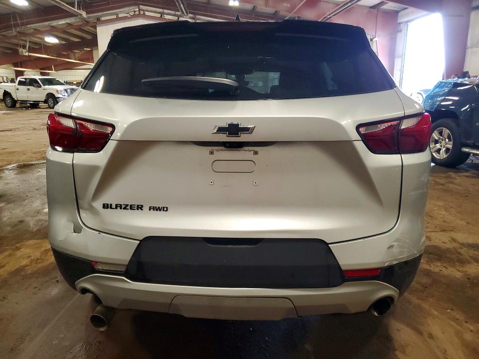 48469436 :رقم المزاد ، 3GNKBJRS7NS168738 vin ، 2022 Chevrolet Blazer مزاد بيع