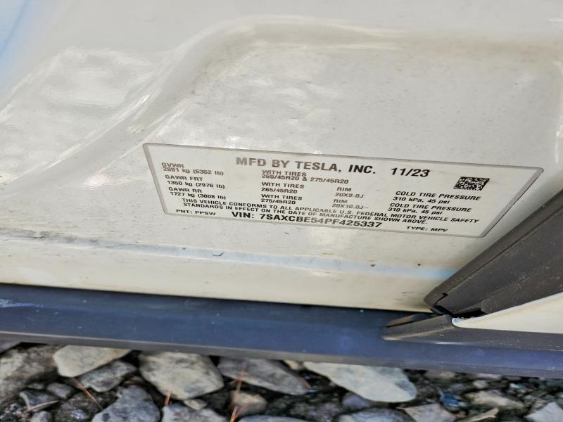2023 Tesla Model X მანქანა იყიდება აუქციონზე, vin: 7SAXCBE54PF425337, აუქციონის ნომერი: 51875326