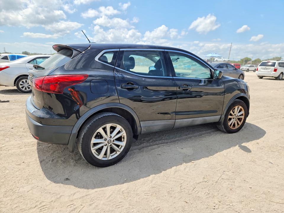 51465106 :رقم المزاد ، JN1BJ1CP7KW234854 vin ، 2019 Nissan Rogue Sport مزاد بيع