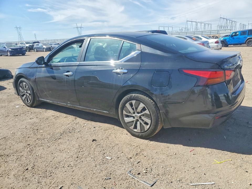 48677576 :رقم المزاد ، 1N4BL4BV1KN322786 vin ، 2019 Nissan Altima مزاد بيع