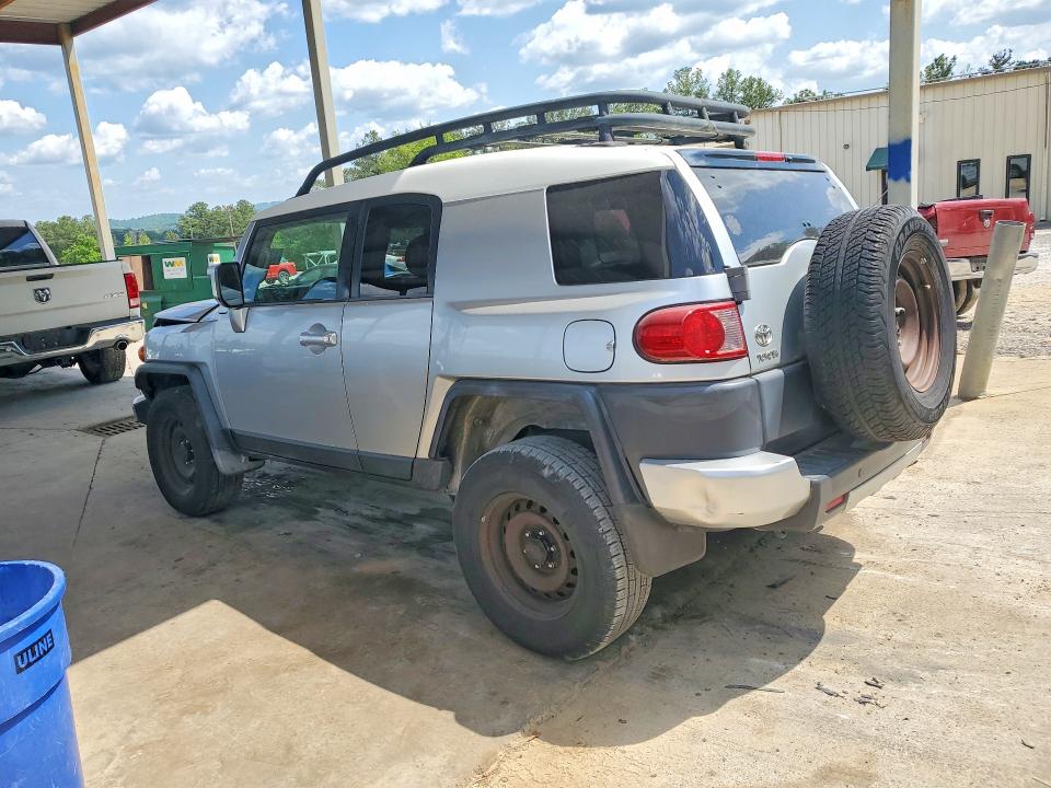 2007 Toyota Fj Cruiser მანქანა იყიდება აუქციონზე, vin: JTEBU11F270073950, აუქციონის ნომერი: 49950356