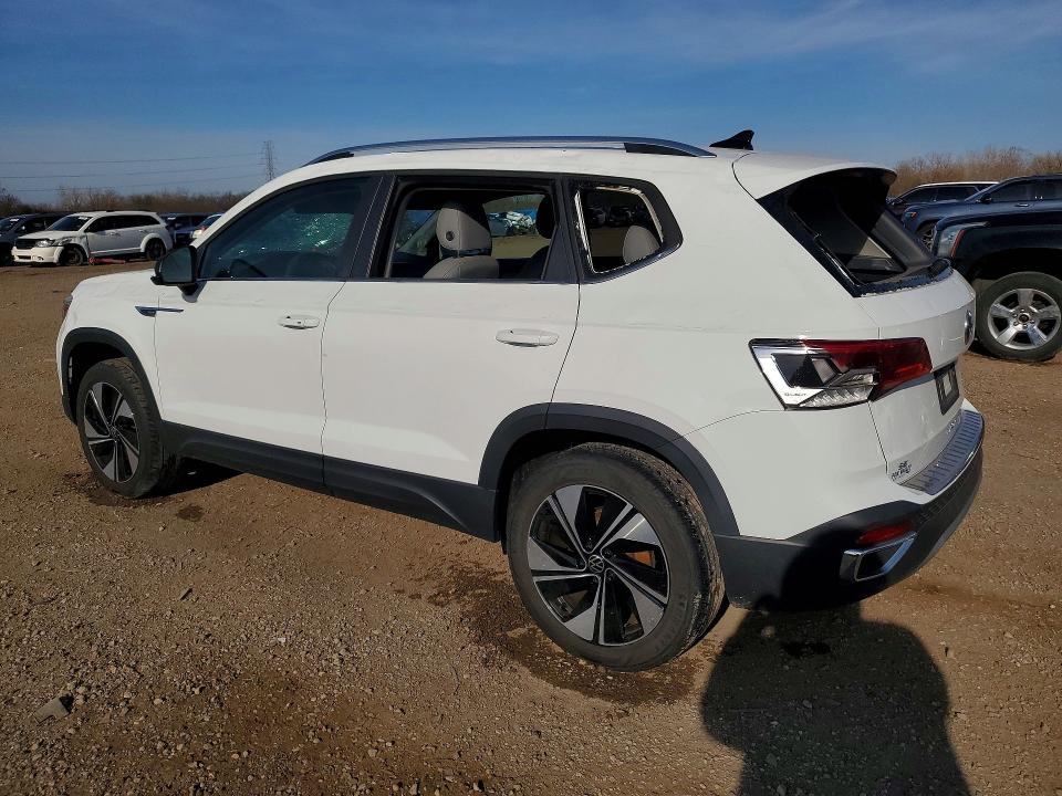 Продажа на аукционе авто 2023 Volkswagen Taos, vin: 3VVUX7B28PM370495, номер лота: 48317436