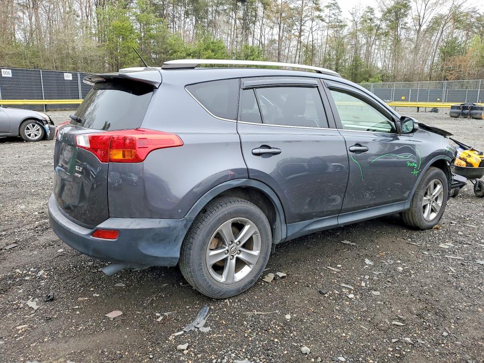 Продажа на аукционе авто 2015 Toyota Rav4, vin: JTMRFREV6FD117744, номер лота: 47664906