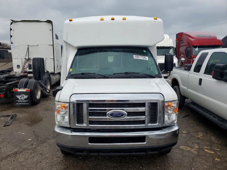 52266356 :رقم المزاد ، 1FDEE3FL2GDC33192 vin ، 2016 Ford Econoline مزاد بيع