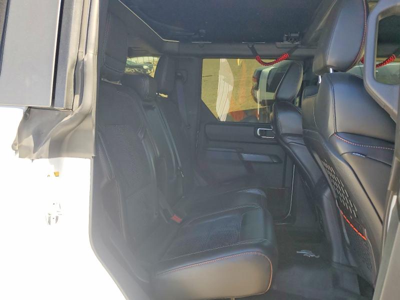 Продажа на аукционе авто 2024 Ford Bronco, vin: 1FMEE0RR6RLA48358, номер лота: 51803196