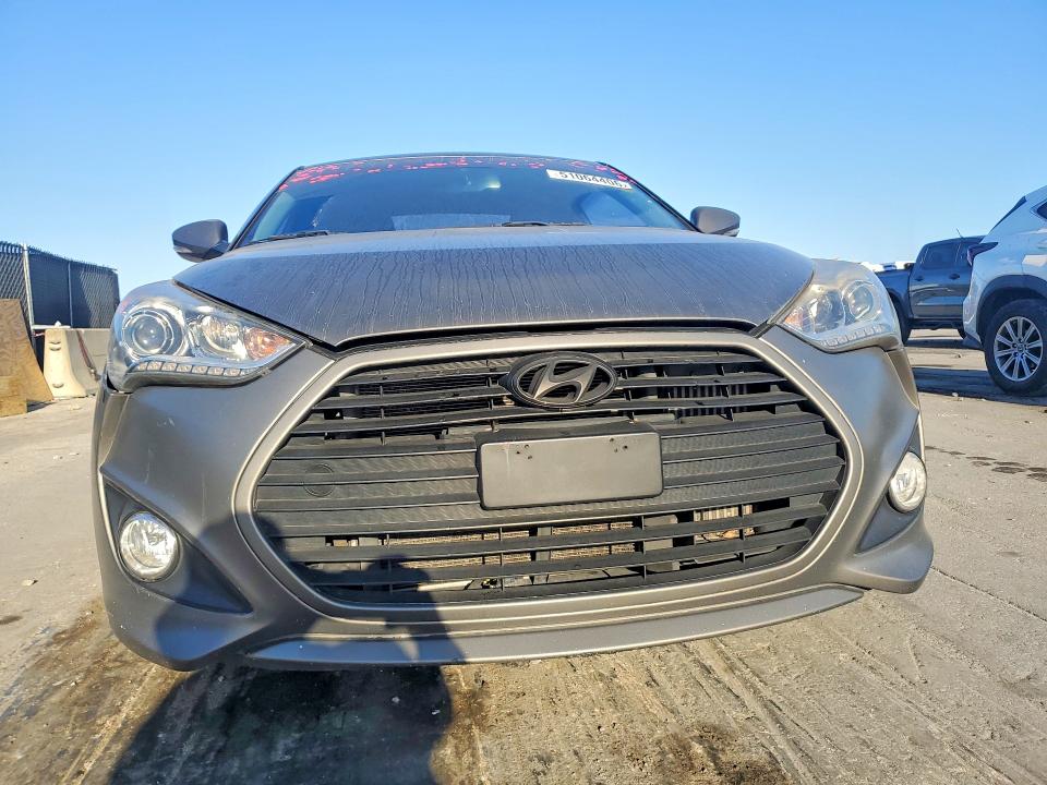 2015 Hyundai Veloster მანქანა იყიდება აუქციონზე, vin: KMHTC6AE1FU238129, აუქციონის ნომერი: 51064406