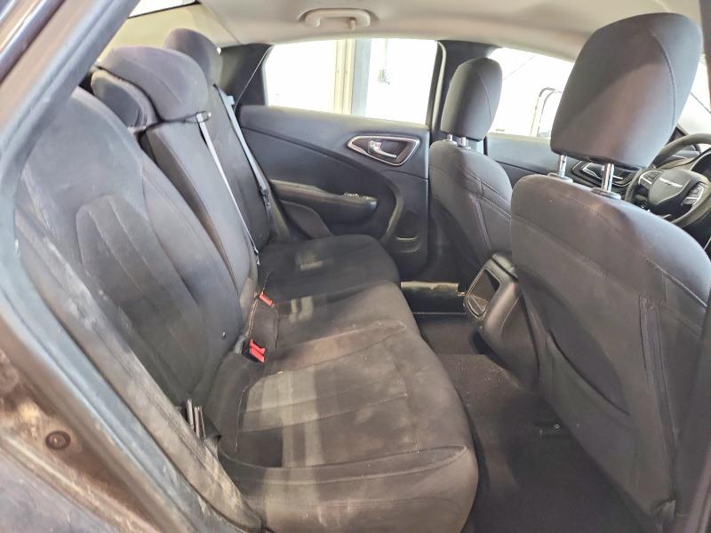 51201336 :رقم المزاد ، 1C3CCCAB8FN591944 vin ، 2015 Chrysler 200 مزاد بيع