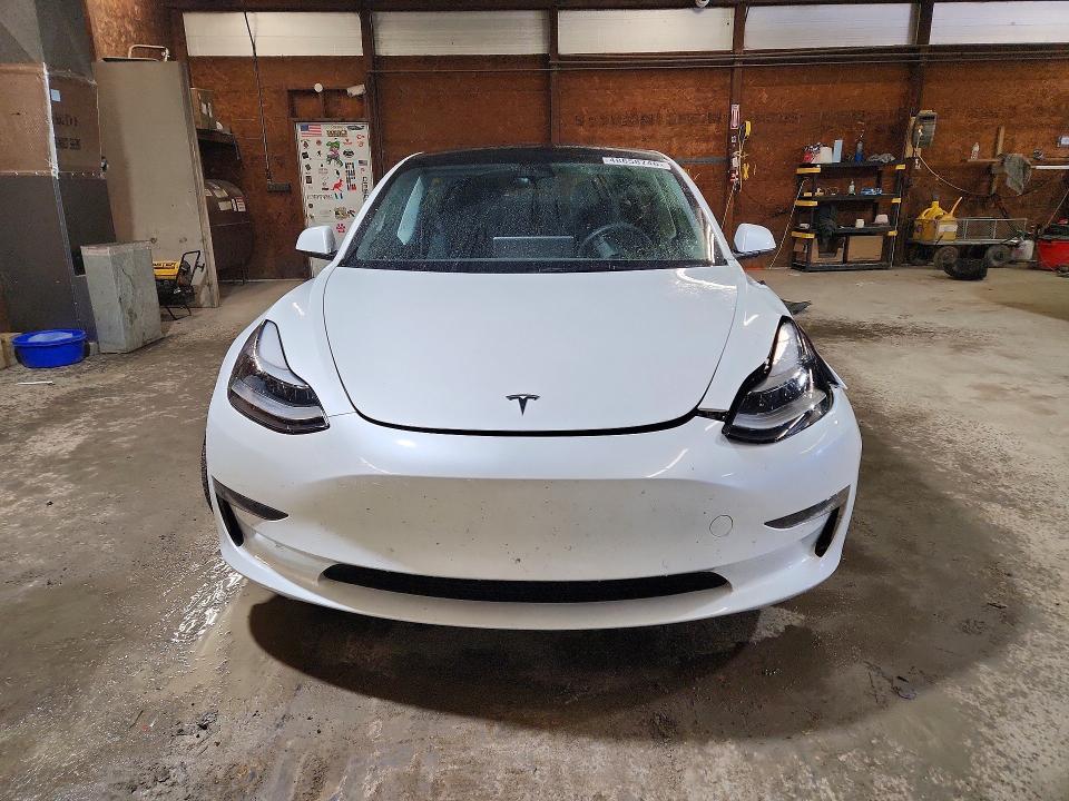 Продаж на аукціоні авто 2022 Tesla Model 3, vin: 5YJ3E1EA6NF235808, номер лоту: 48658746
