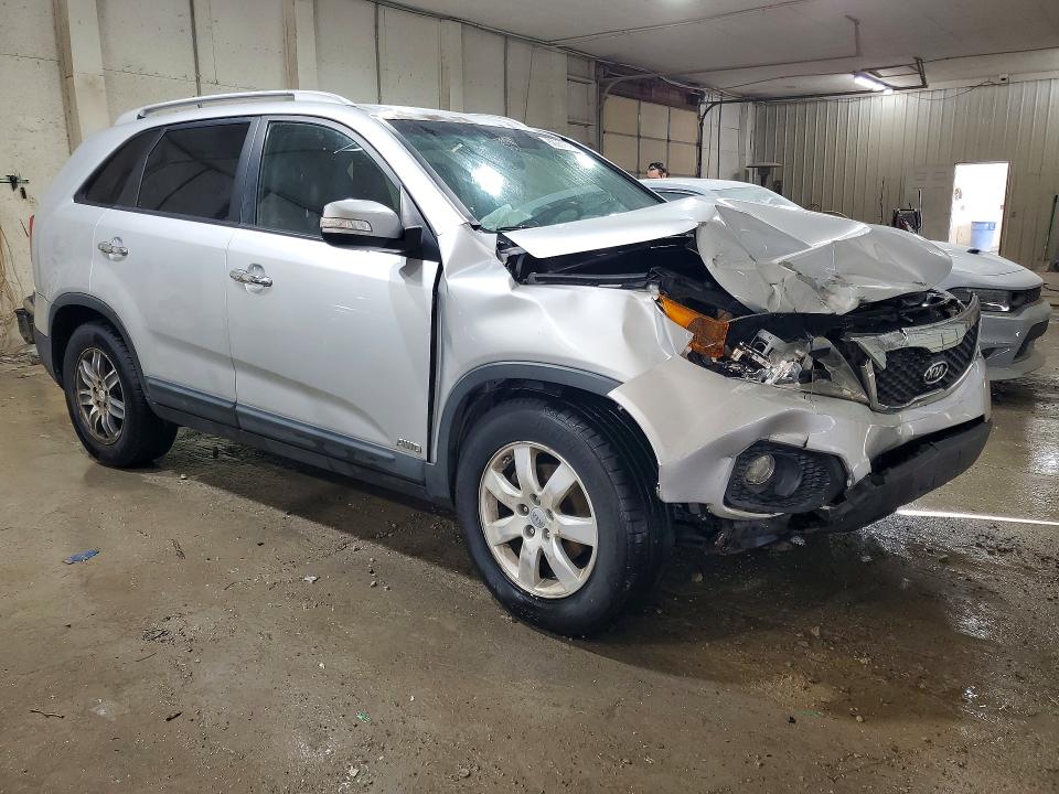 50251676 :رقم المزاد ، 5XYKTCA62DG361251 vin ، 2013 Kia Sorento مزاد بيع