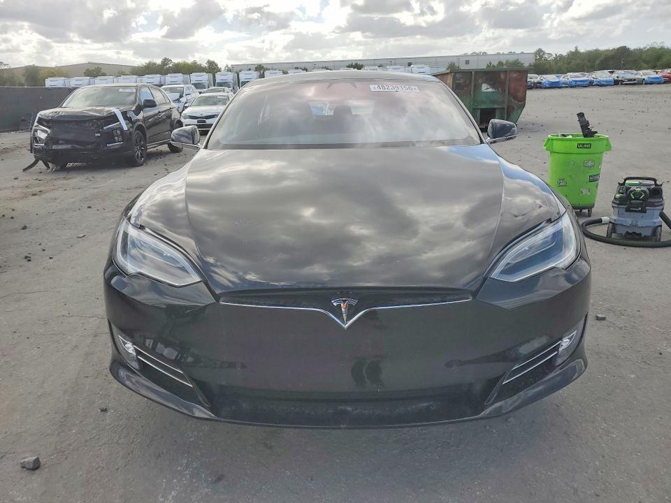 Продажа на аукционе авто 2017 Tesla Model S, vin: 5YJSA1E11HF182012, номер лота: 48239156
