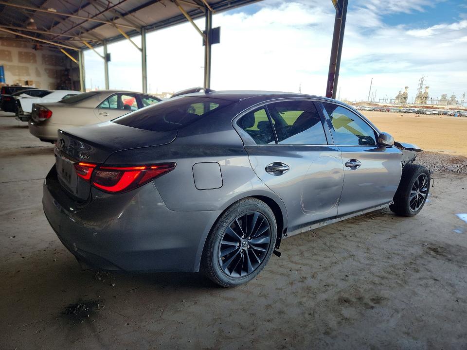 79532055 :رقم المزاد ، JN1EV7AP1JM361181 vin ، 2018 Infiniti Q50 مزاد بيع