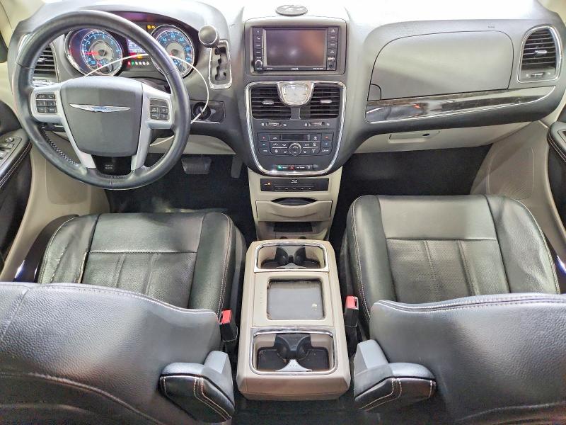 2013 Chrysler Town & Country მანქანა იყიდება აუქციონზე, vin: 2C4RC1CG4DR745309, აუქციონის ნომერი: 49862936