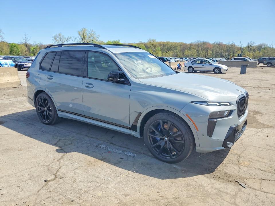 51338246 :رقم المزاد ، 5UX33EM01T9075431 vin ، 2026 Bmw X7 مزاد بيع