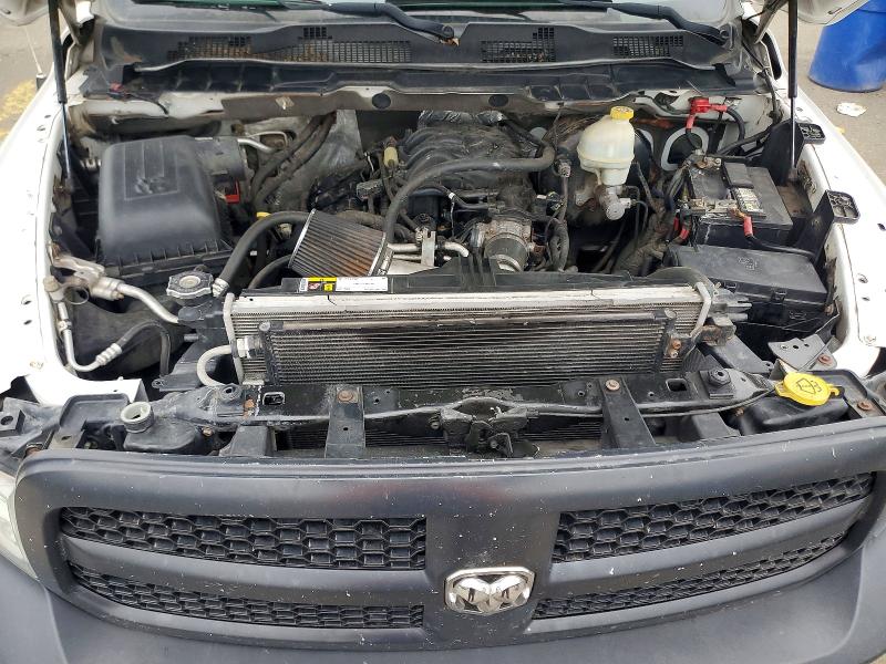 51980496 :رقم المزاد ، 1C6RR7FG2FS576008 vin ، 2015 Ram 1500 مزاد بيع