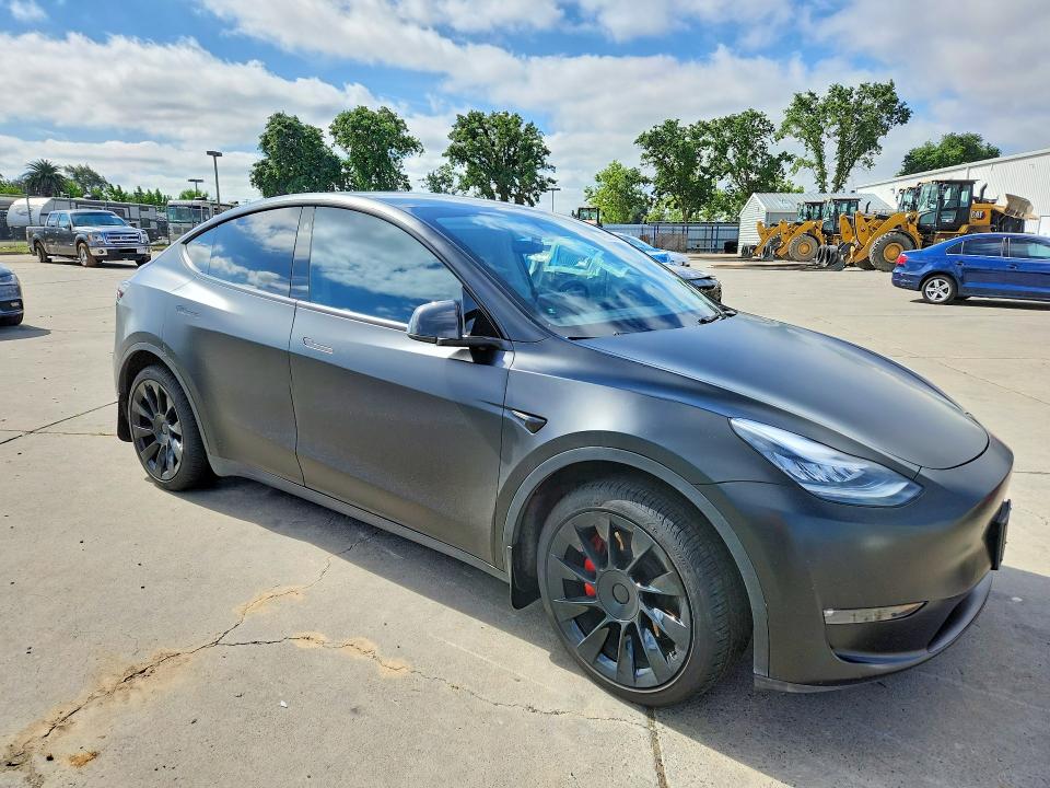 2021 Tesla Model Y მანქანა იყიდება აუქციონზე, vin: 5YJYGDEE2MF115720, აუქციონის ნომერი: 49230376