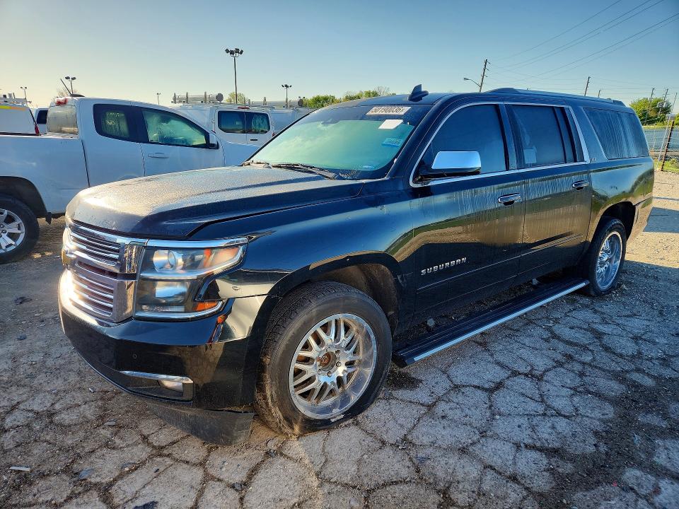 2015 Chevrolet Suburban მანქანა იყიდება აუქციონზე, vin: 1GNSKKKC7FR747421, აუქციონის ნომერი: 50190036