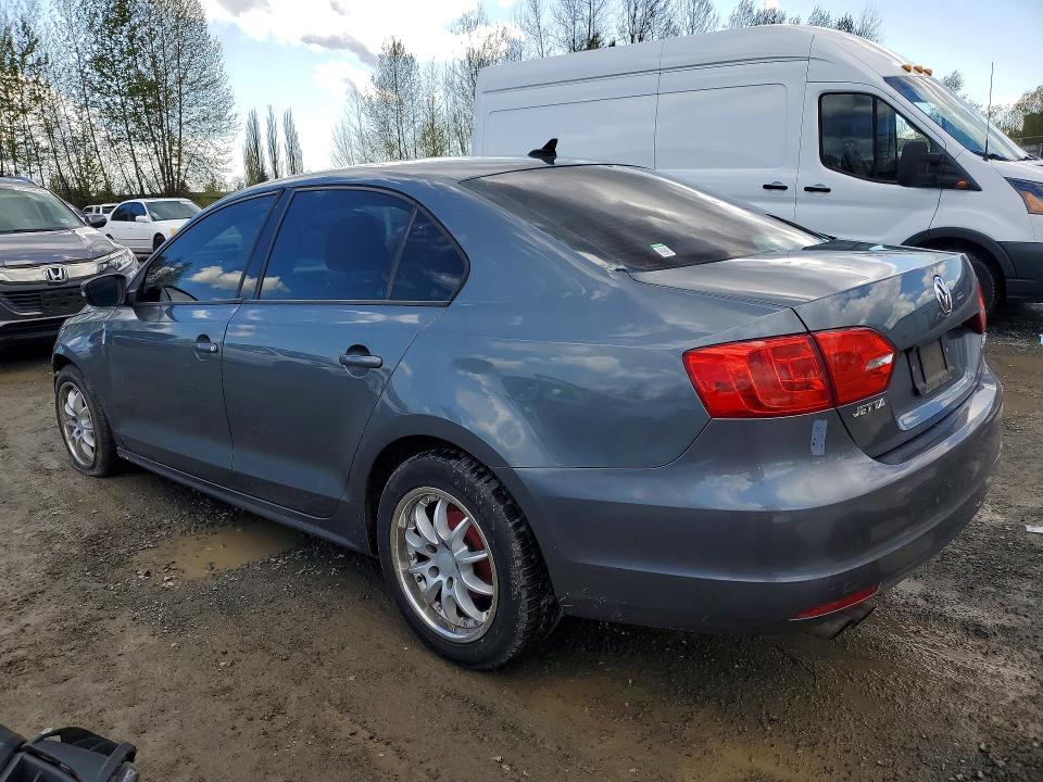 50333406 :رقم المزاد ، 3VWBZ7AJ0BM309799 vin ، 2011 Volkswagen Jetta مزاد بيع