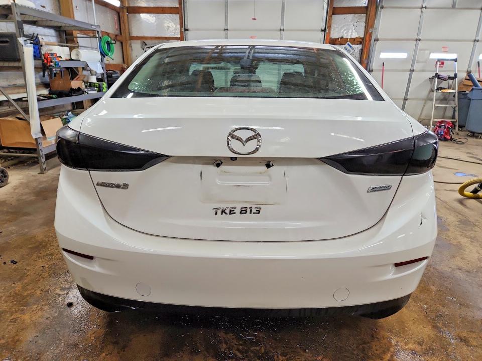 Продажа на аукционе авто 2018 Mazda 3, vin: 3MZBN1U78JM225933, номер лота: 50440946