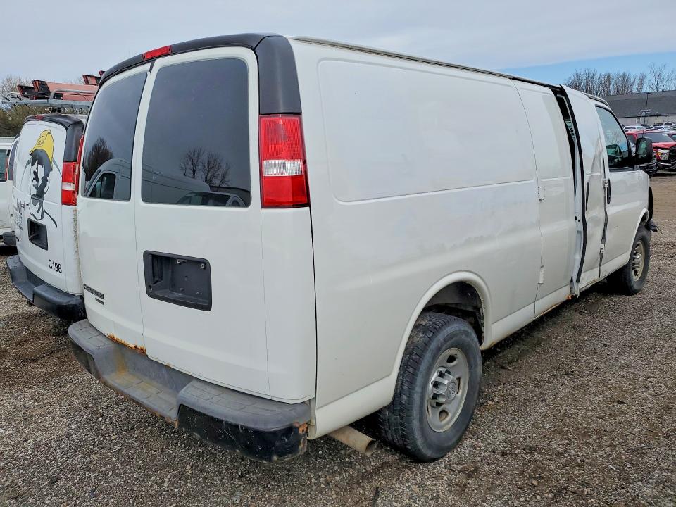 Aukcja sprzedaży 2015 Chevrolet Express G2, vin: 1GCWGGFF8F1106046, numer aukcji: 73639435