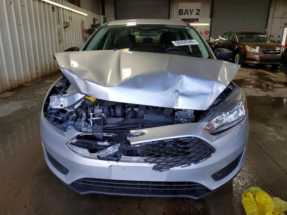 2017 Ford Focus მანქანა იყიდება აუქციონზე, vin: 1FADP3E21HL328083, აუქციონის ნომერი: 50269346