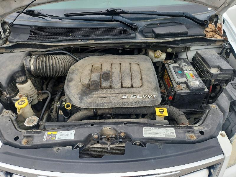 2013 Chrysler Town & Country მანქანა იყიდება აუქციონზე, vin: 2C4RC1CG9DR815970, აუქციონის ნომერი: 51317876