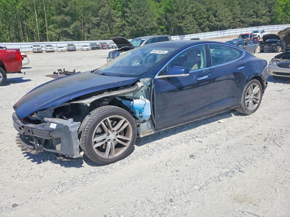 2013 Tesla Model S მანქანა იყიდება აუქციონზე, vin: 5YJSA1CNXDFP26295, აუქციონის ნომერი: 49676826