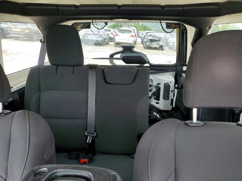 51730886 :رقم المزاد ، 1C4HJXDG8JW144863 vin ، 2018 Jeep Wrangler Unlimited مزاد بيع
