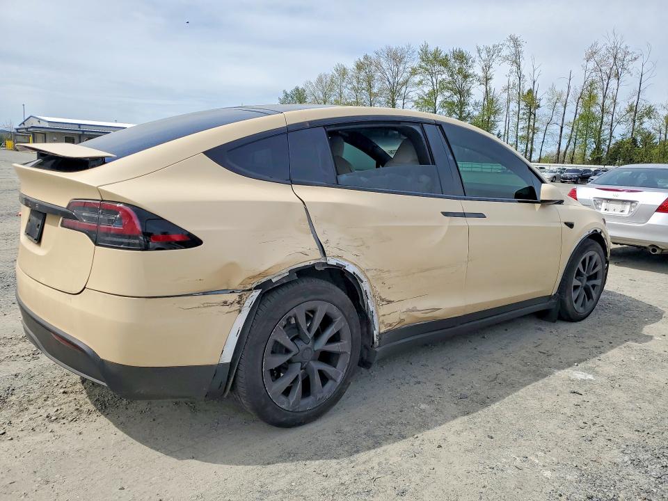 50727276 :رقم المزاد ، 7SAXCBE51PF403490 vin ، 2023 Tesla Model X مزاد بيع
