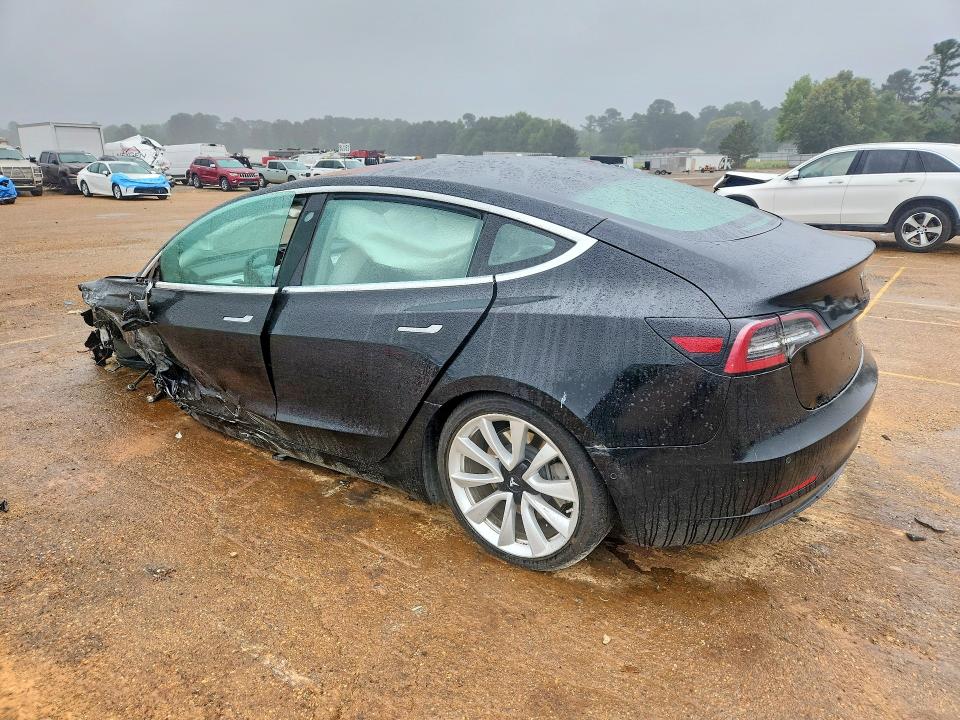 Продаж на аукціоні авто 2018 Tesla Model 3, vin: 5YJ3E1EB3JF135054, номер лоту: 51411356