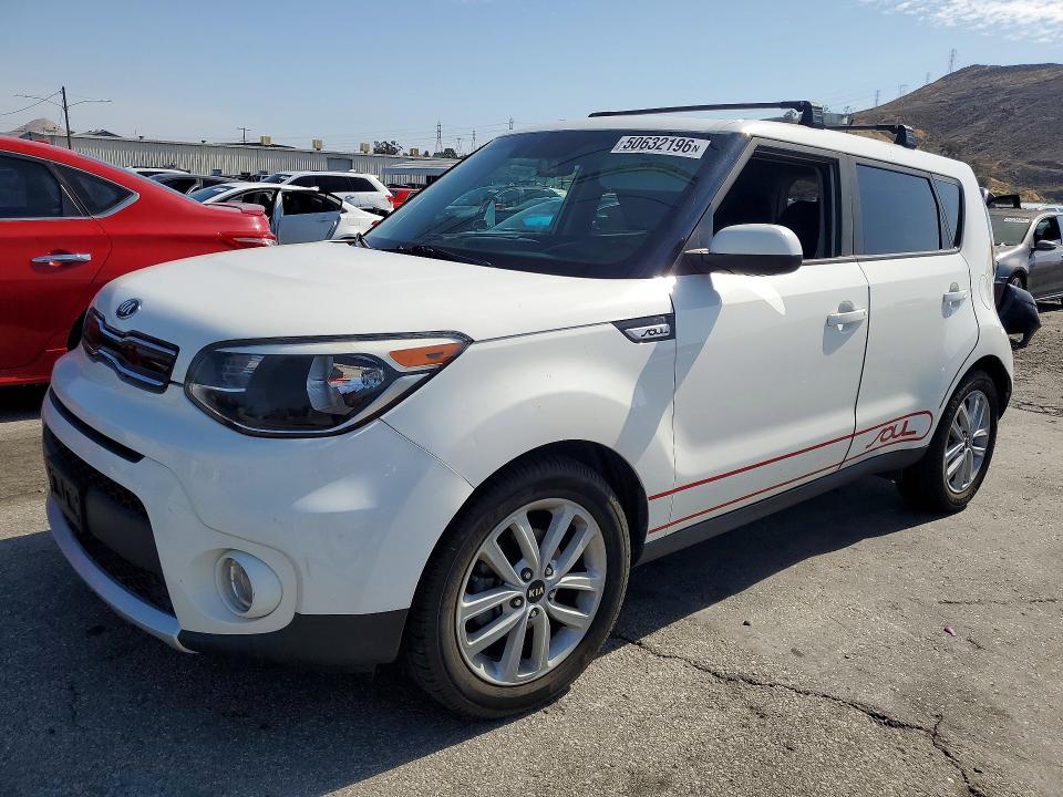 2018 Kia Soul მანქანა იყიდება აუქციონზე, vin: KNDJP3A53J7620619, აუქციონის ნომერი: 50632196