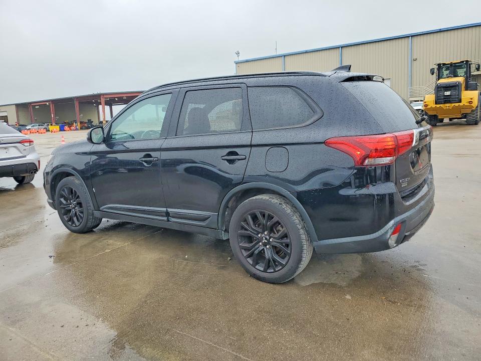 Продажа на аукционе авто 2018 Mitsubishi Outlander, vin: JA4AD3A33JZ029230, номер лота: 50854376
