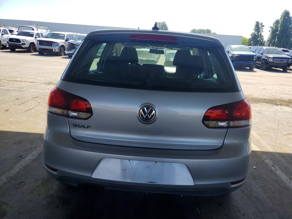 51504546 :رقم المزاد ، WVWDB7AJ7DW017523 vin ، 2013 Volkswagen Golf مزاد بيع
