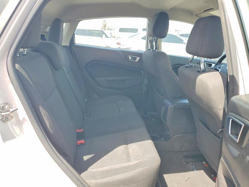 2016 Ford Festiva მანქანა იყიდება აუქციონზე, vin: 3FADP4EJ6GM170401, აუქციონის ნომერი: 49207546