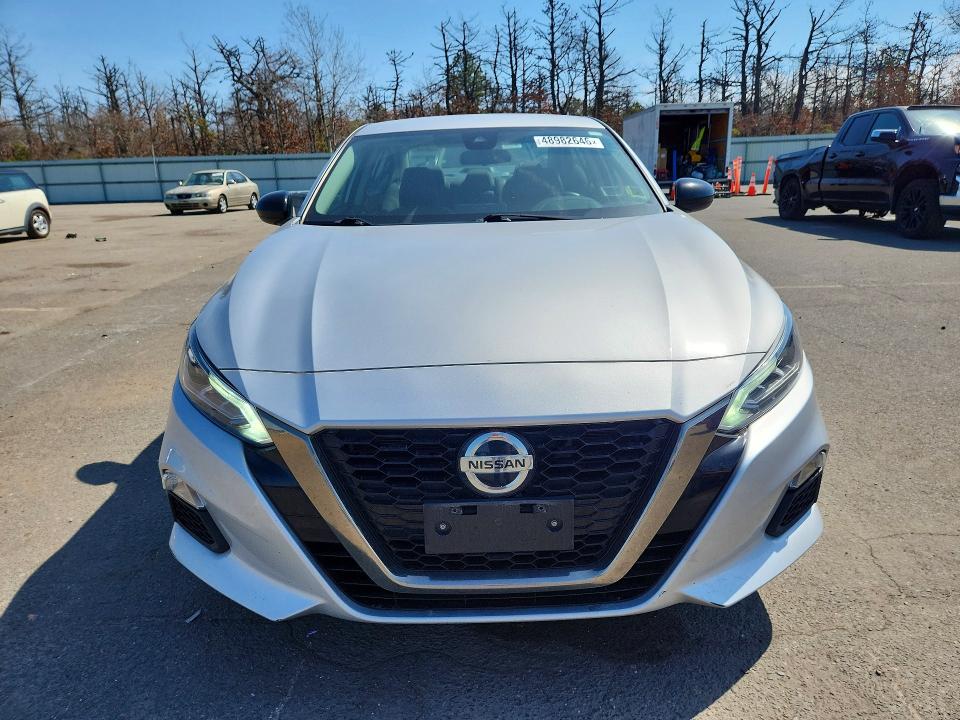 48982646 :رقم المزاد ، 1N4BL4CV8MN364941 vin ، 2021 Nissan Altima مزاد بيع