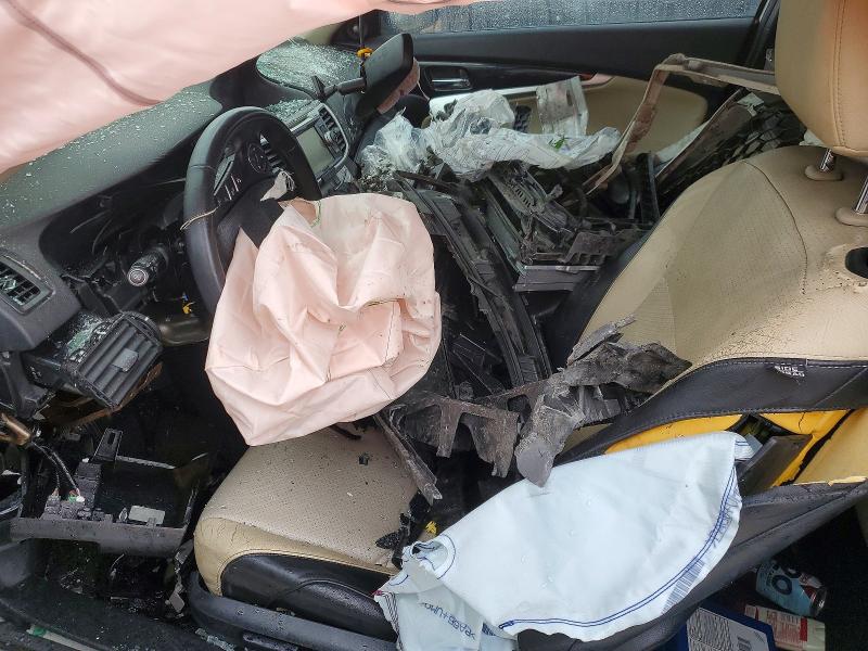 Продаж на аукціоні авто 2015 Honda Accord, vin: 1HGCT2B84FA004222, номер лоту: 50511186