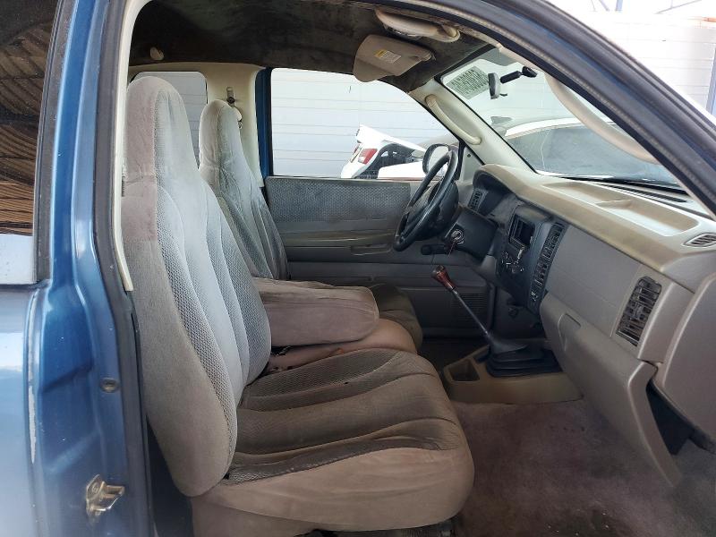 50303546 :رقم المزاد ، 1D7GL32K74S588582 vin ، 2004 Dodge Dakota مزاد بيع