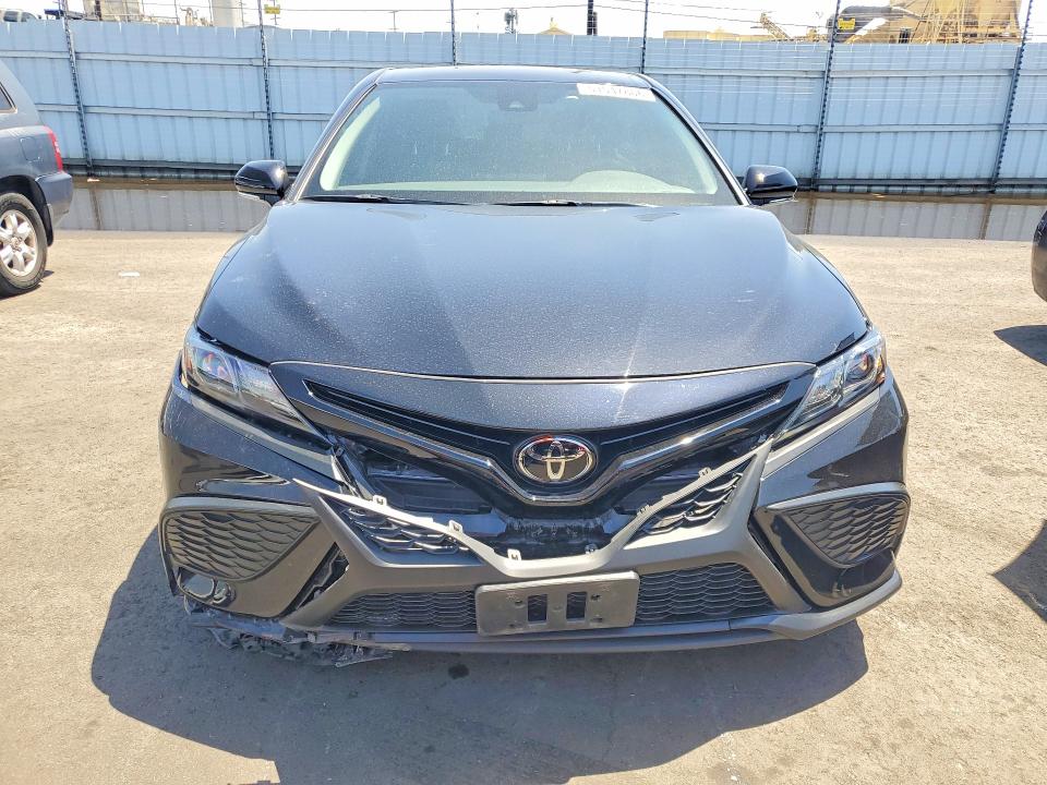 51547866 :رقم المزاد ، 4T1G11AK8RU917321 vin ، 2024 Toyota Camry مزاد بيع