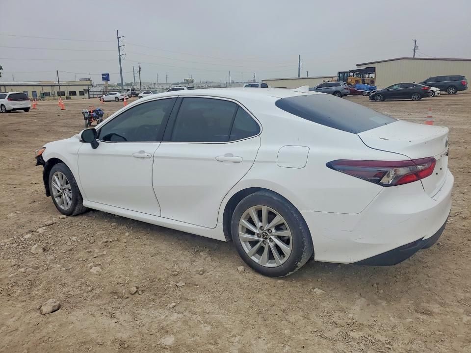 51798056 :رقم المزاد ، 4T1R11AK8RU218845 vin ، 2024 Toyota Camry مزاد بيع